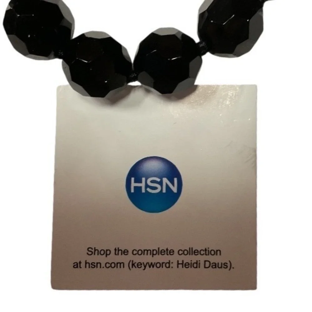 Stunning Signed Heidi Daus Design Toggle Pave Crystal Beaded Floral Necklace NWT